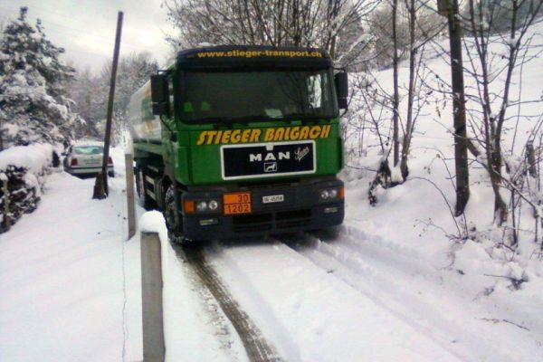 auch-wir-fahren-tiefschnee346E2F82-F6C4-9406-BADC-E1D0A00E5911.jpg